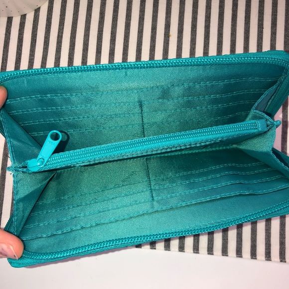 Vera Bradley Wallet - Picture 5 of 8